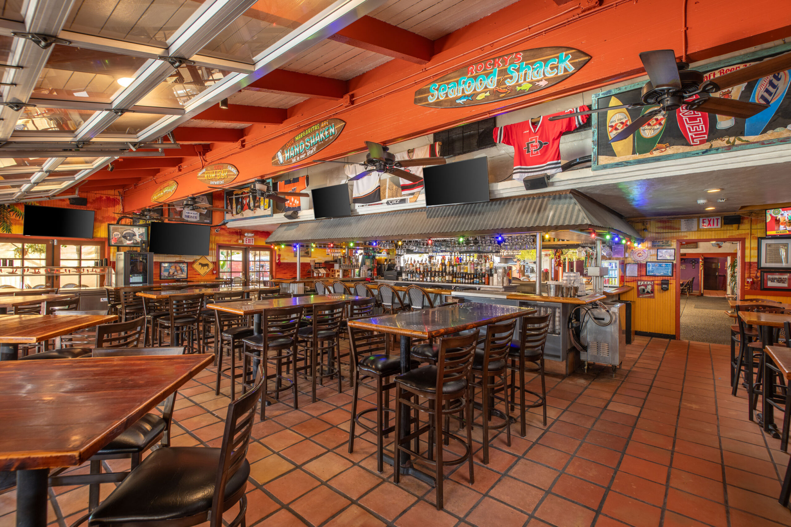 Rockin Baja Old Town Interior Bar and Lounge area